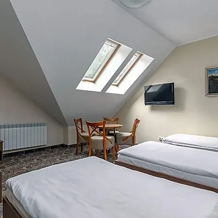 Osada Grzybowski Mlyn Otel *