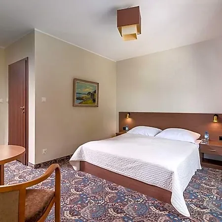 Otel Osada Grzybowski Mlyn